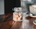 Cukier trzcinowy – co warto o nim wiedzieć?